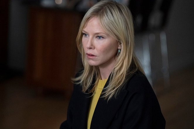 Law & Order: Special Victims Unit - Solving for the Unknowns - Van film - Kelli Giddish