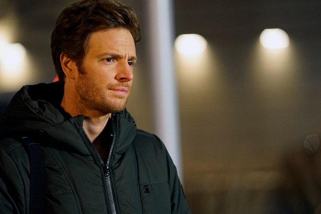Chicago Med - Sang pour cent - Film - Nick Gehlfuss