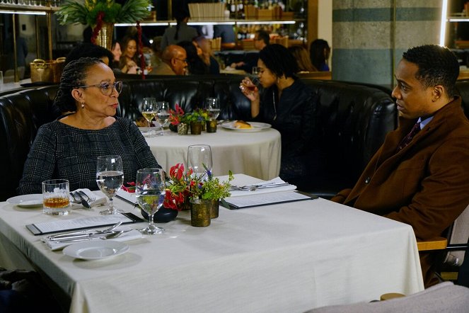 Chicago Med - Quand on n'a que l'amour - Film - S. Epatha Merkerson