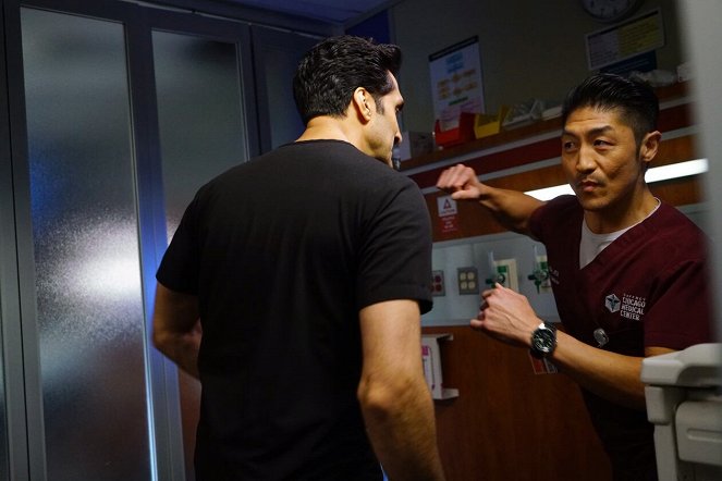 Chicago Med - Sous tension - Film - Brian Tee