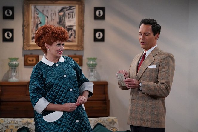 Will & Grace - We Love Lucy - Photos - Debra Messing, Eric McCormack