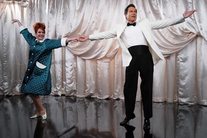 Will & Grace - We Love Lucy - Photos - Megan Mullally, Eric McCormack