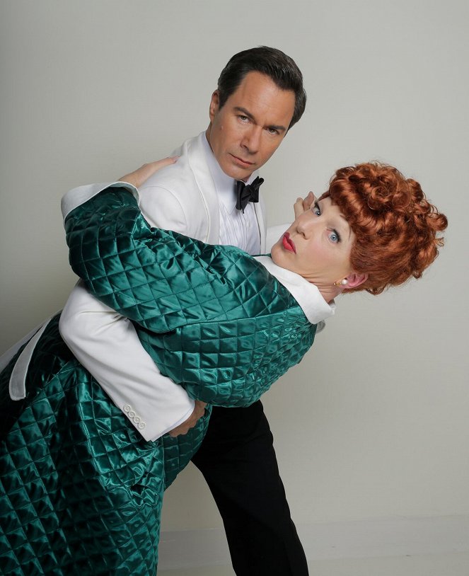 Will & Grace - Lucy hoch drei - Werbefoto - Eric McCormack, Sean Hayes