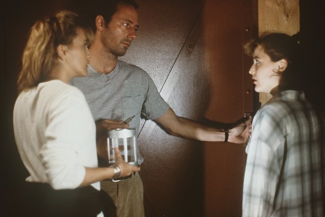The X-Files - Salaiset kansiot - Ice - Kuvat elokuvasta - Felicity Huffman, Xander Berkeley, Gillian Anderson
