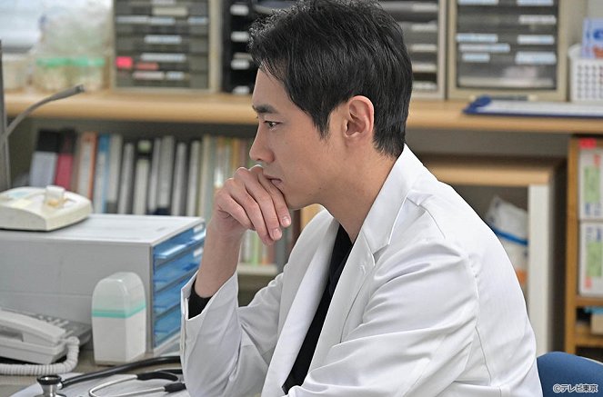 Bjóin no naošikata: Doctor Arihara no čósen - Episode 4 - De la película - Kotaro Koizumi