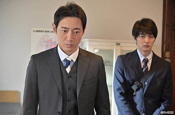 Bjóin no naošikata: Doctor Arihara no čósen - Episode 5 - Van film - Kotaro Koizumi, Yu Inaba