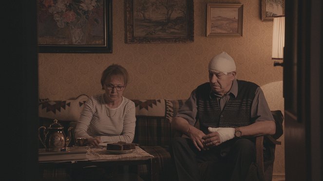 Láska v čase korony - Oslava - Filmfotos - Milena Steinmasslová, Zdeněk Maryška