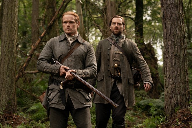 Outlander - Az idegen - Szörnyetegek és hősök - Filmfotók - Sam Heughan, Richard Rankin
