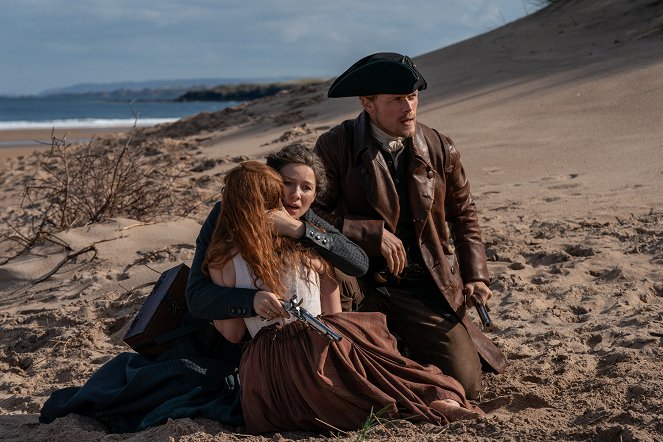 Outlander - Az idegen - Kegyelmed követ engem - Filmfotók - Caitríona Balfe, Sam Heughan
