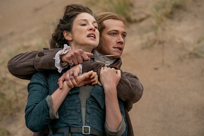 Outlander - Az idegen - Kegyelmed követ engem - Filmfotók - Caitríona Balfe, Ed Speleers