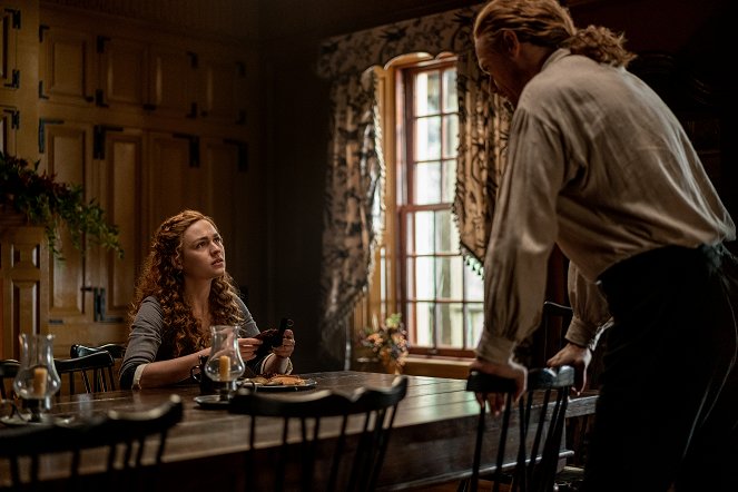 Outlander - Az idegen - Útravaló - Filmfotók - Sophie Skelton, Sam Heughan