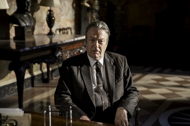 Endeavour - Canticle - Photos - Roger Allam