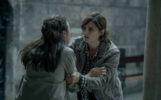 Absentia - Season 3 - Capta Est - Van film