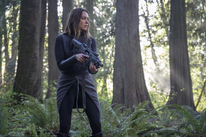 The 100 - From the Ashes - Photos - Tasya Teles