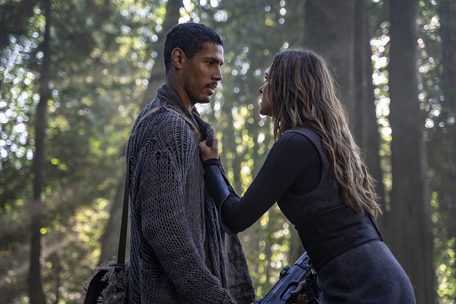 The 100 - From the Ashes - Photos - Chuku Modu