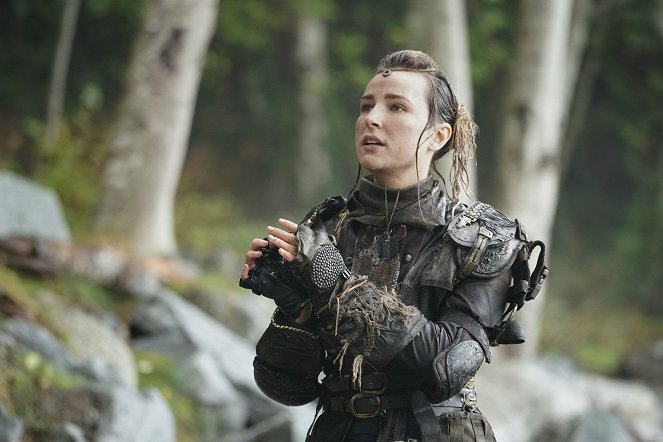 The 100 - The Garden - Van film - Shelby Flannery