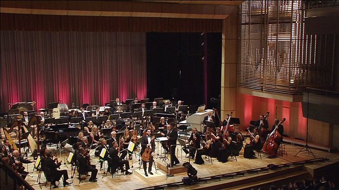 Románská noc ve Filharmonii Hradec Králové - Filmfotos