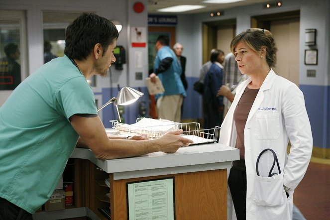 Emergency Room - Season 13 - Nichts bleibt wie es ist - Filmfotos - John Stamos, Maura Tierney