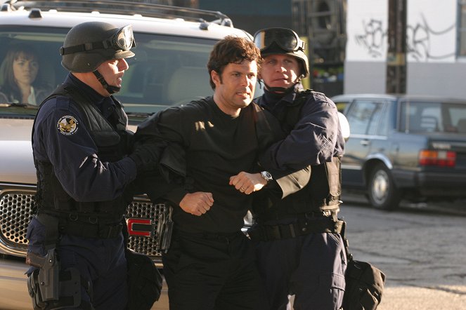 24 - Season 3 - Photos - Carlos Bernard