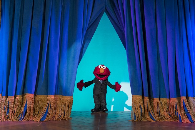 The Not Too Late Show with Elmo - Photos