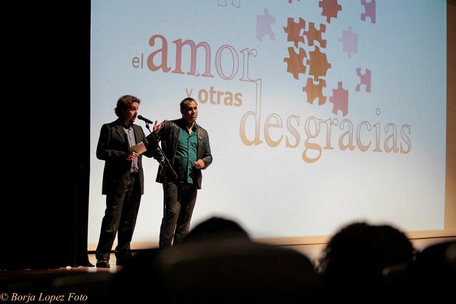 El amor y otras desgracias - Tapahtumista - Rodolfo Coloma, Maxi Velloso