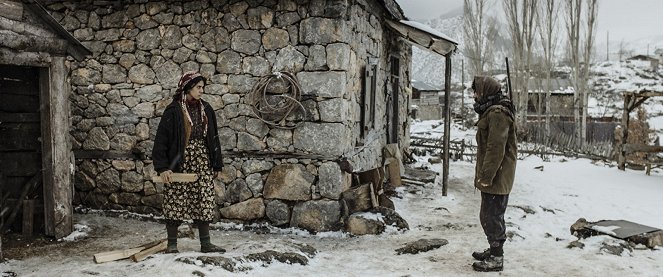 A Tale of Three Sisters - Photos - Cemre Ebuzziya