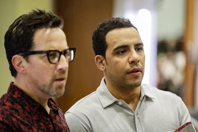 The Baker and the Beauty - You Can't Always Get What You Want - Van film - Victor Rasuk