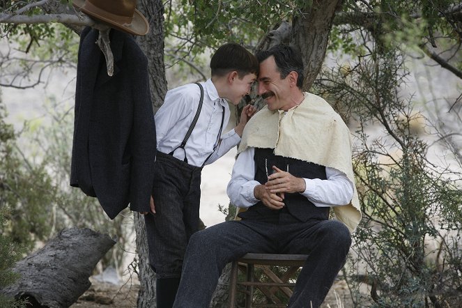 There Will Be Blood - Photos - Dillon Freasier, Daniel Day-Lewis