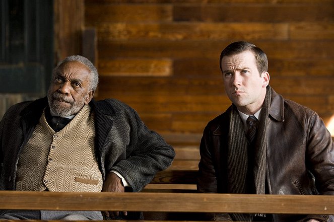 Snížit se - Z filmu - Bill Cobbs, Lucas Black