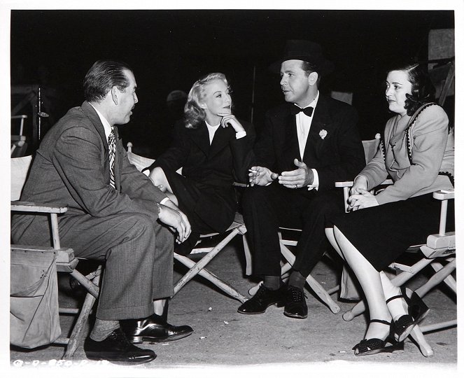 L'Heure du crime - Tournage - Evelyn Keyes, Dick Powell