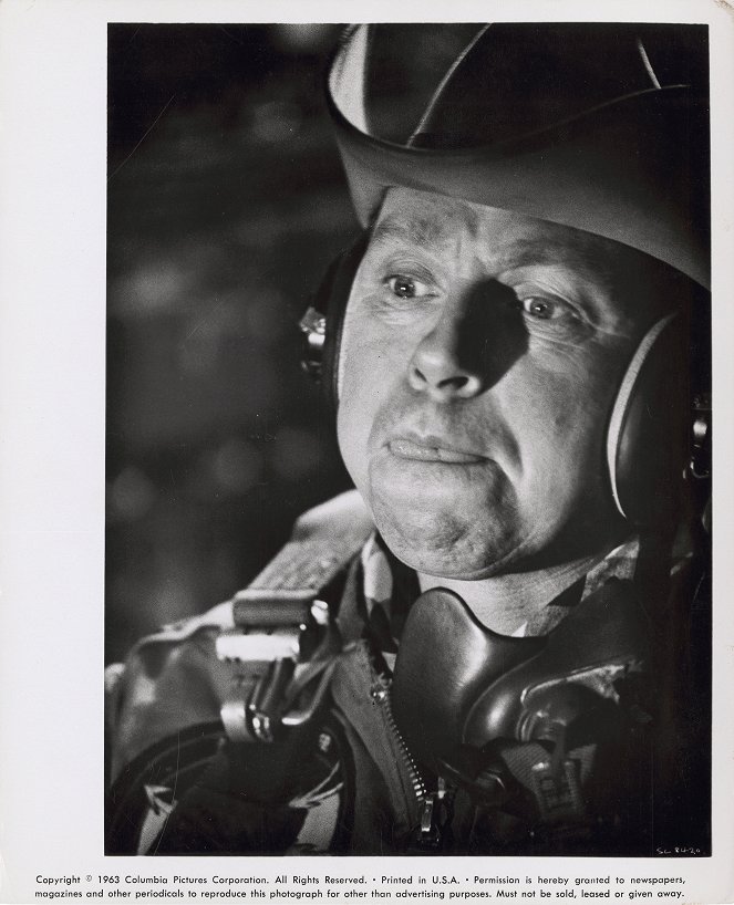 Dr. Strangelove or: How I Learned to Stop Worrying and Love the Bomb - Lobby Cards - Slim Pickens