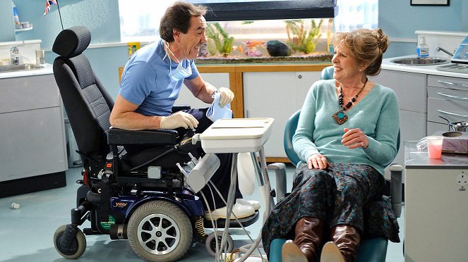 Moje rodina - Ben na vozíku - Z filmu - Robert Lindsay, Penelope Wilton