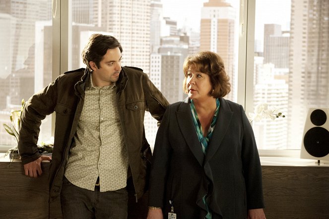 A Gifted Man - In Case of Co-Dependants - Do filme - Rhys Coiro, Margo Martindale
