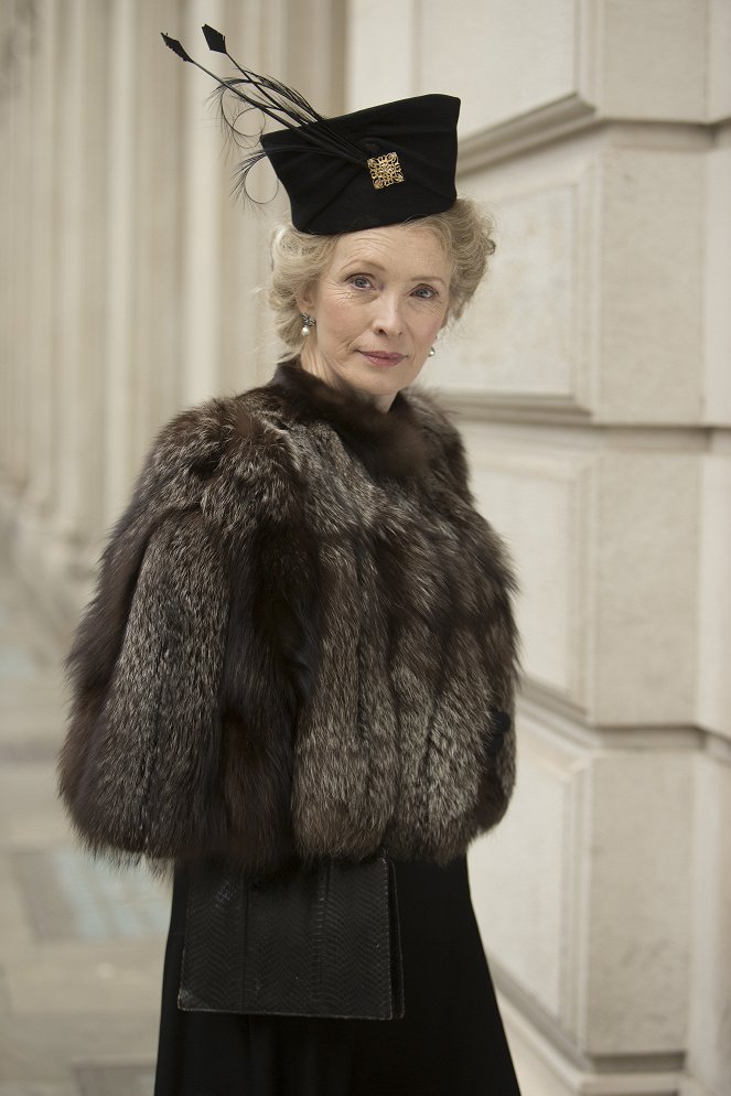 Close to the Enemy - Promo - Lindsay Duncan