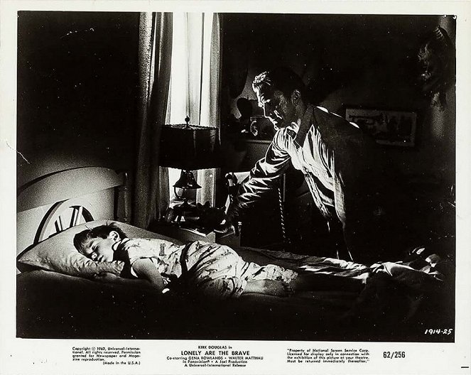 Lonely Are the Brave - Lobby Cards