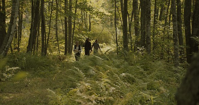 Nina of the Woods - Kuvat elokuvasta