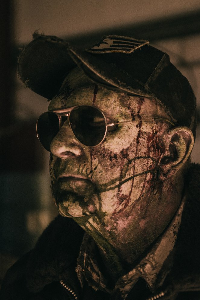 Z, mint zombi - Season 2 - RoZwell - Filmfotók