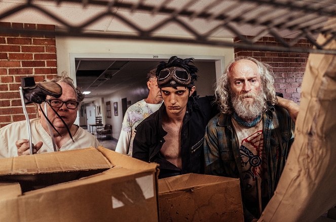 Z Nation - Doc Flew Over the Cuckoo's Nest - Photos