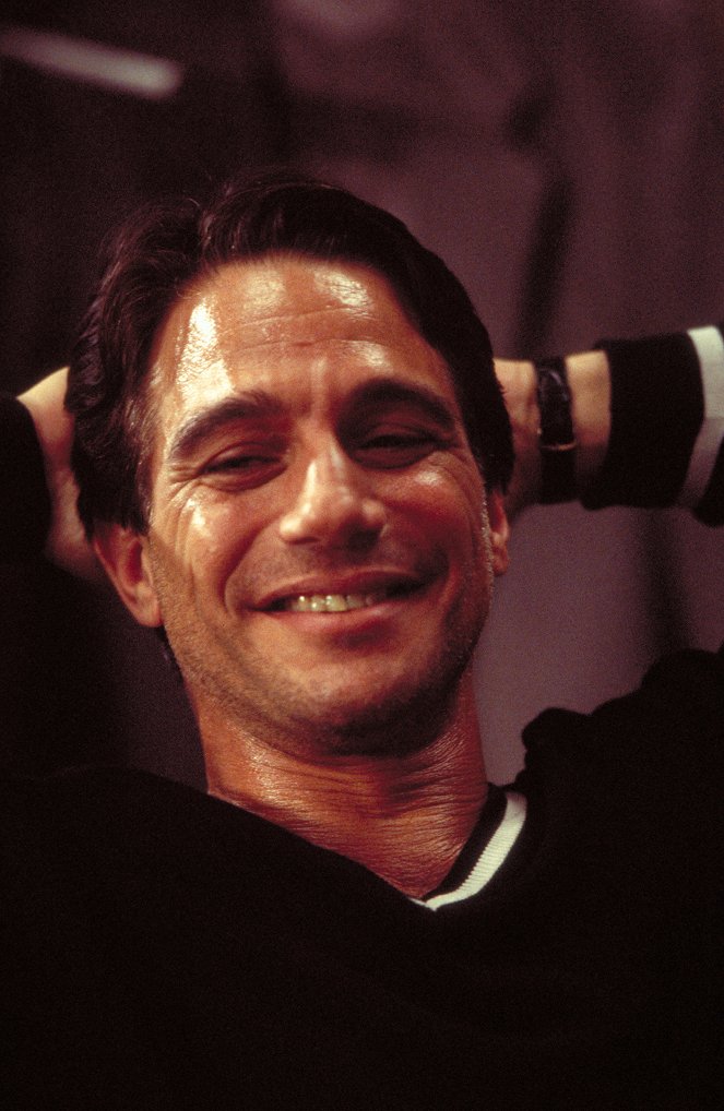 Dvanásť rozhnevaných mužov - Z filmu - Tony Danza