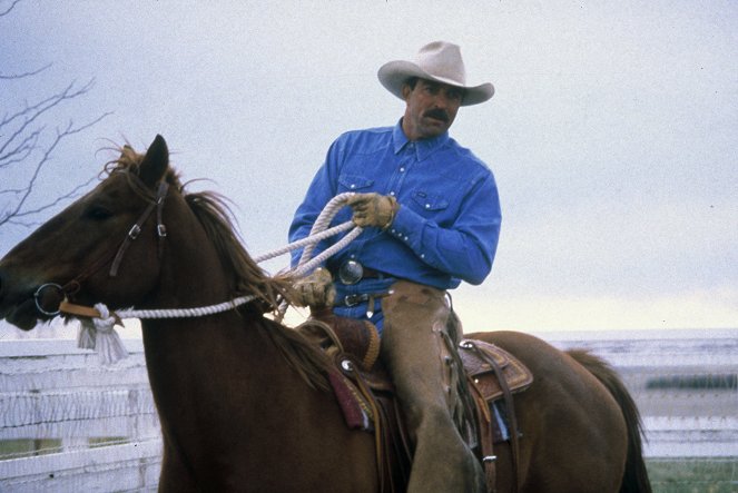 Das Mädchen und der Cowboy - Filmfotos - Tom Selleck