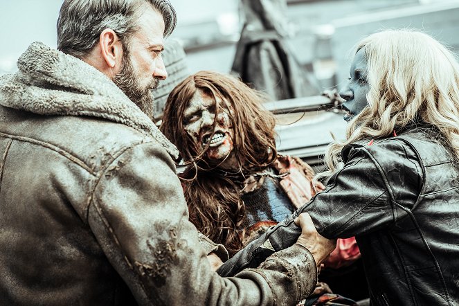 Z Nation - Season 4 - A New Mission: Keep Moving - Photos