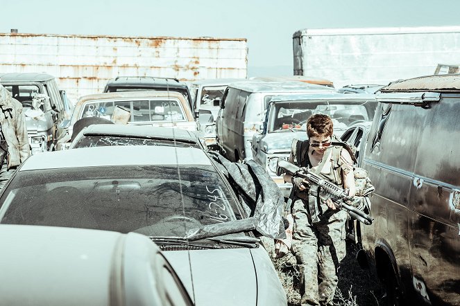 Z Nation - Season 4 - A New Mission: Keep Moving - Photos