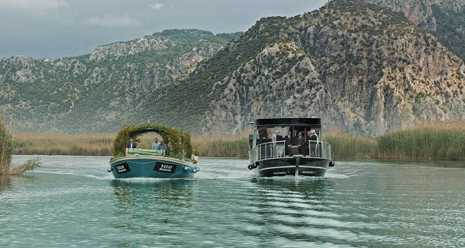 Mezarcı - Photos