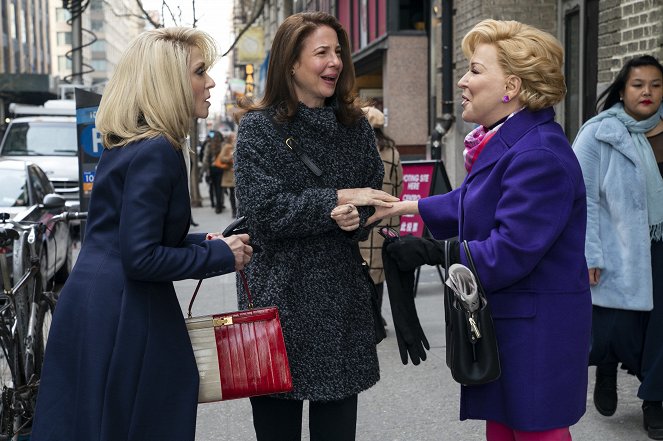 The Politician - The Voters - Photos - Judith Light, Bette Midler