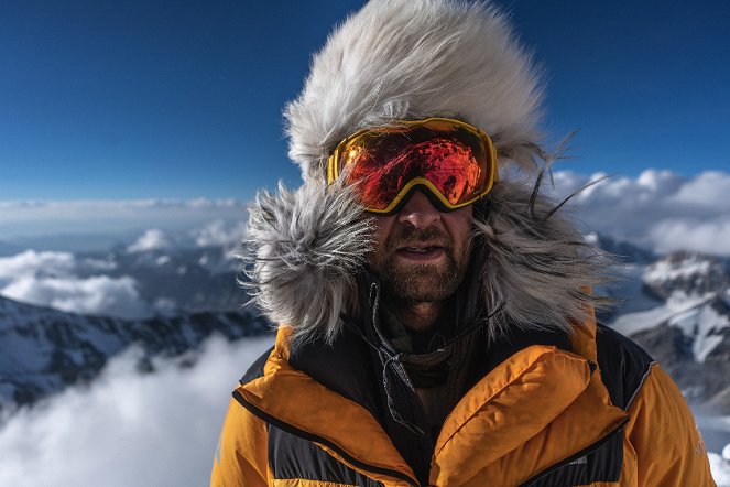 Lost on Everest - Van film