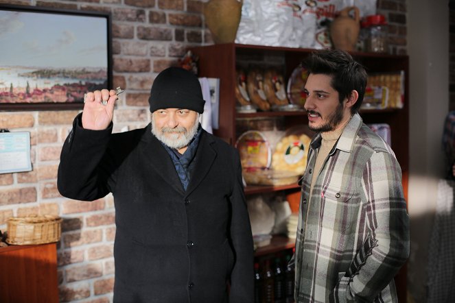 Baba Candır - Episode 11 - Kuvat elokuvasta - Settar Tanrıöğen