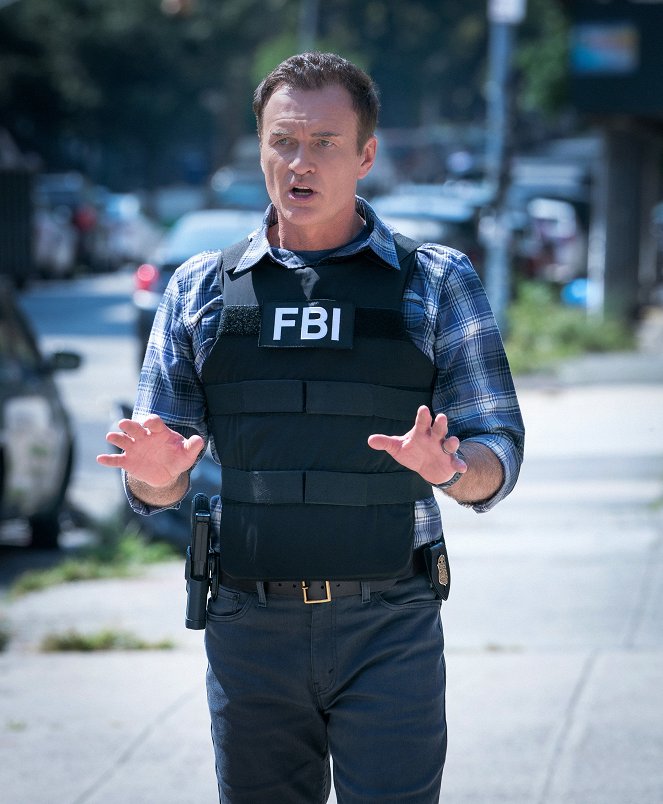 FBI: Most Wanted - Defender - Z filmu - Julian McMahon