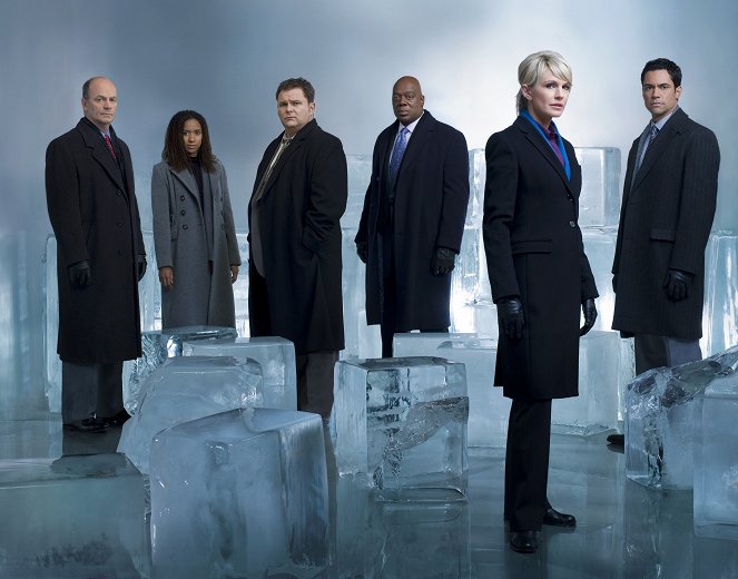 Cold Case : Affaires classées - Promo - John Finn, Tracie Thoms, Jeremy Ratchford, Thom Barry, Kathryn Morris, Danny Pino
