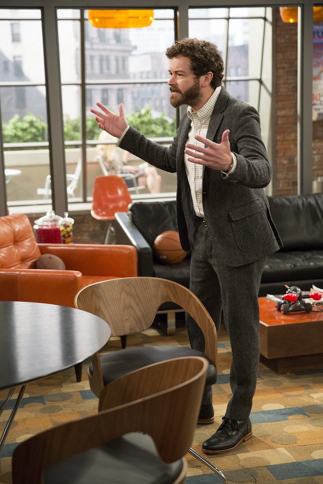 Men at Work - Season 3 - Post-Posal - Photos - Danny Masterson