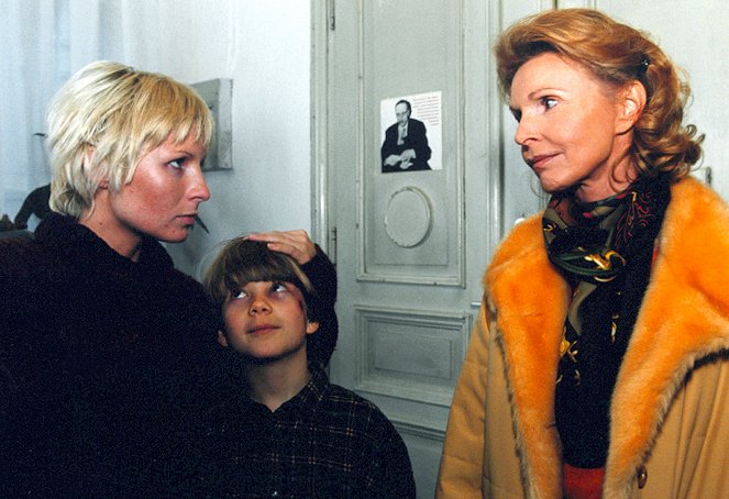 In aller Freundschaft - Der große Irrtum - Van film - Nadine Seiffert, Patrick Baehr, Jutta Kammann